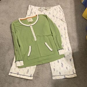 Cuddl Duds Pajama Set